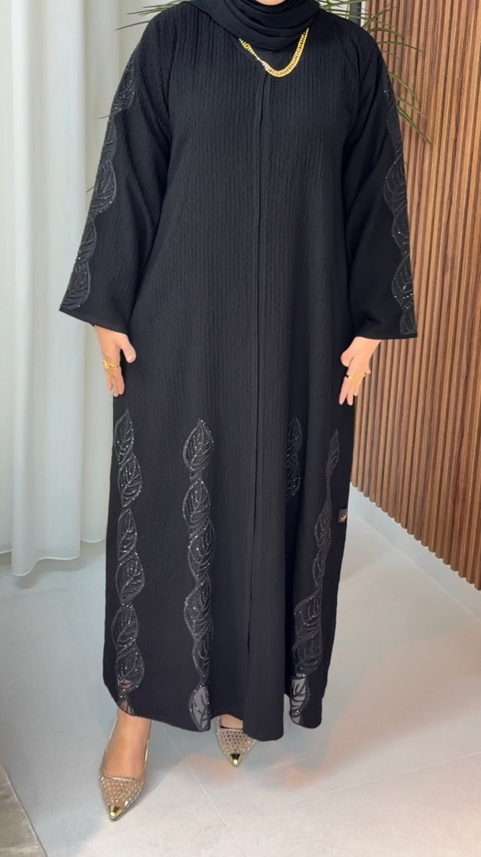 عباية خليجية بقماشة مميزة 🖤