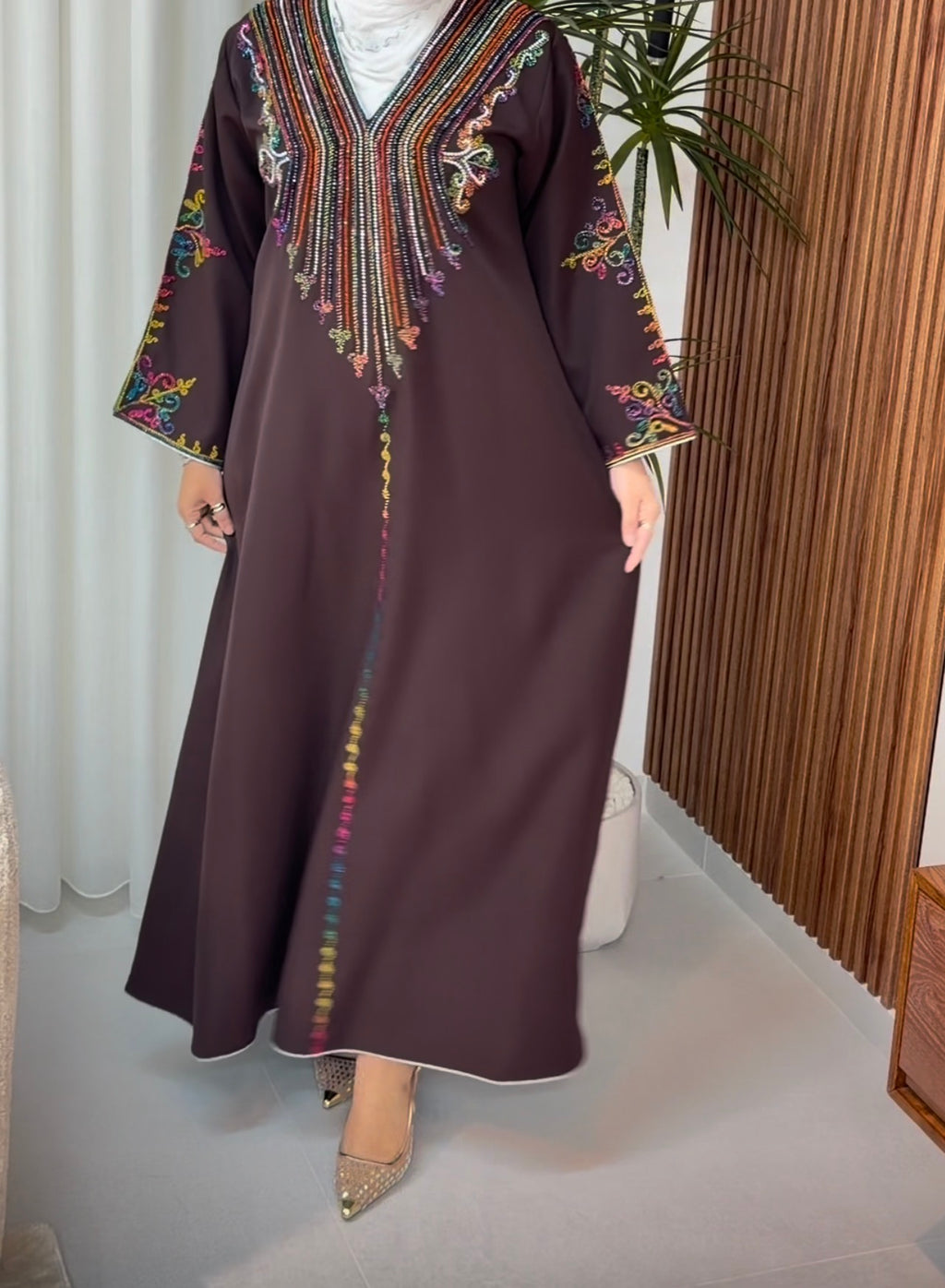 قفطان خليجي بقماشة مميزة ❤️