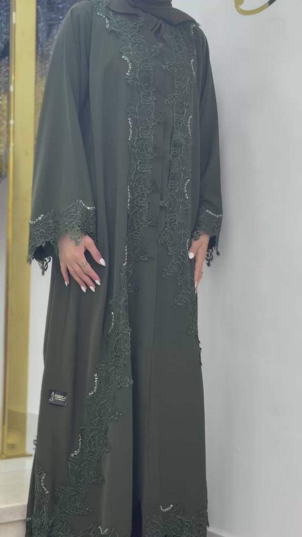 عباية خليجي بلون مميز 💚