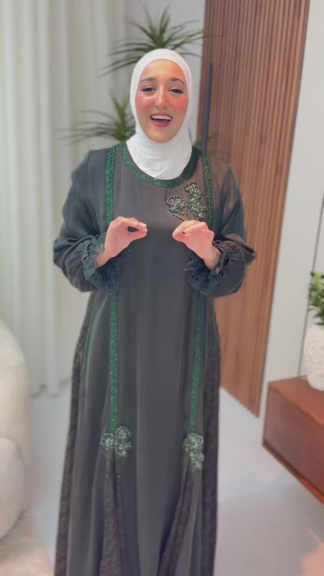 فستان خليجي بقماشة بمميزة ❤️‍🔥