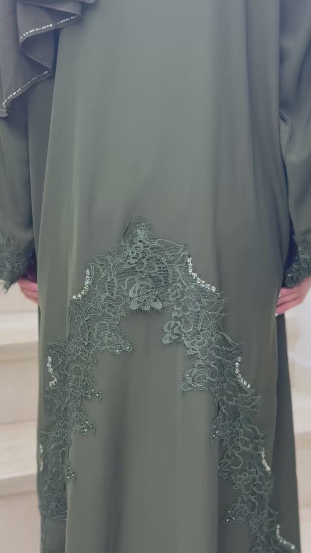 عباية خليجي بلون مميز 💚