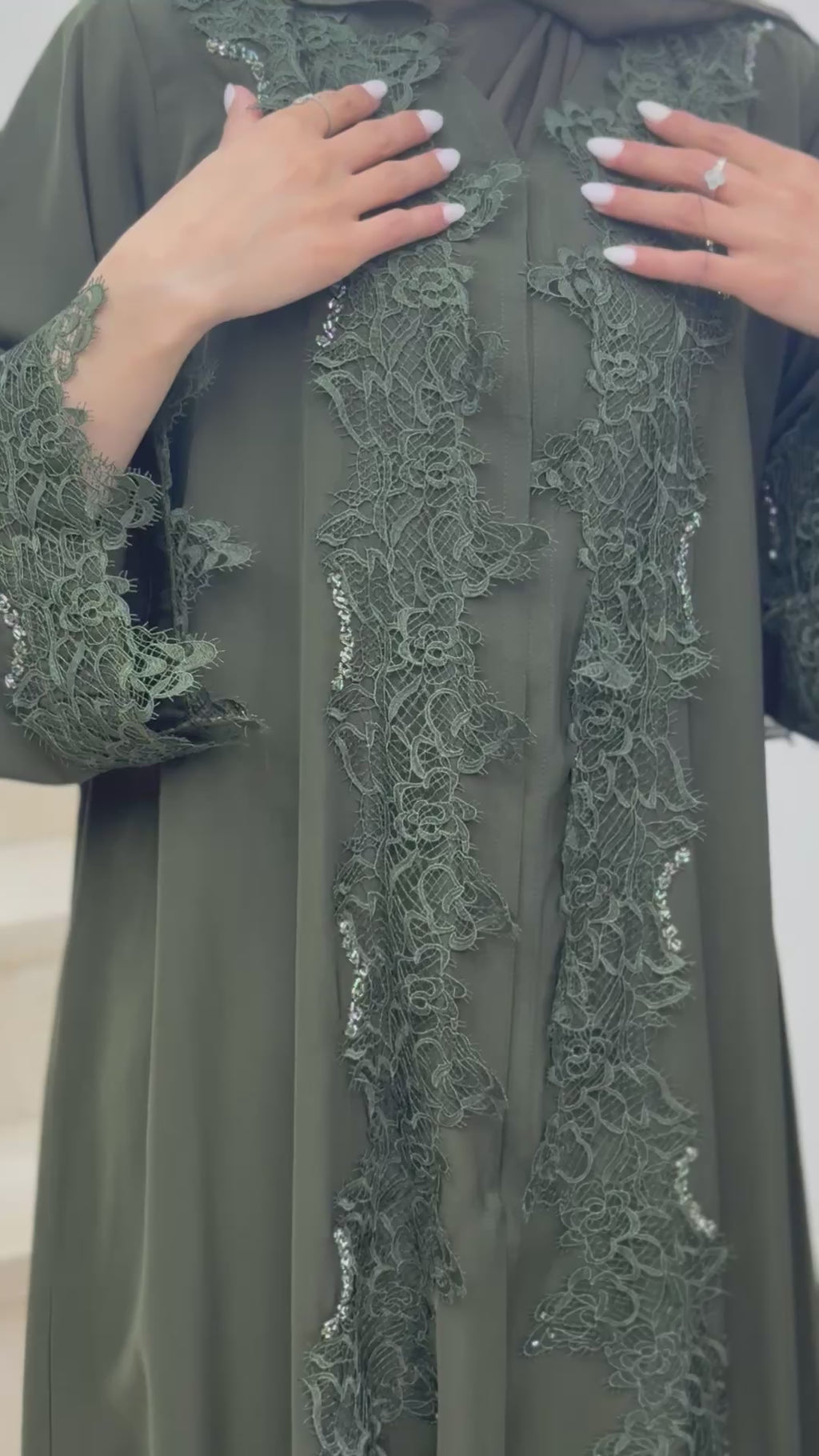 عباية خليجي بلون مميز 💚