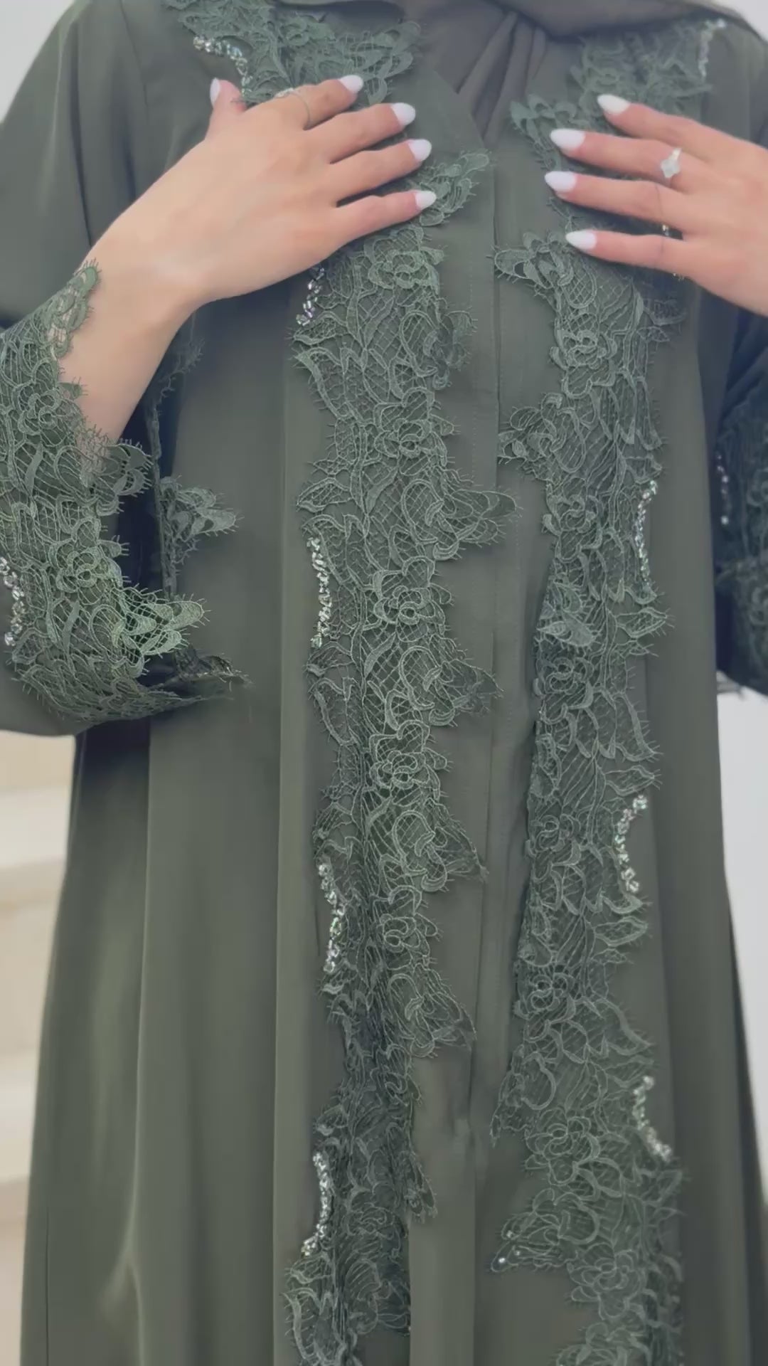عباية خليجي بلون مميز 💚